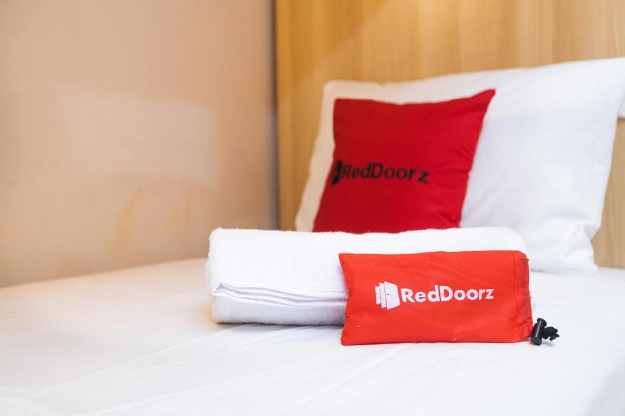 Reddoorz Hostel @ Malang City Center 2 Eksteriør bilde